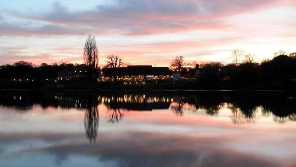 Lakeside Park Hotel & Spa Fishbourne Kültér fotó